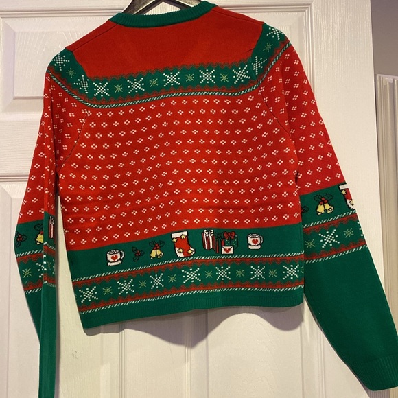 BNWT Hello Kitty Christmas Sweater Size Large - Picture 2 of 2